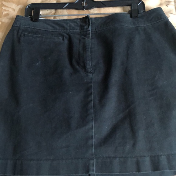 Navy stretch cotton mini skirt. - Picture 3 of 4